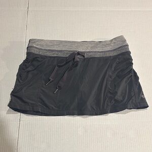 lululemon athletica Black Skort with Gray Waistband